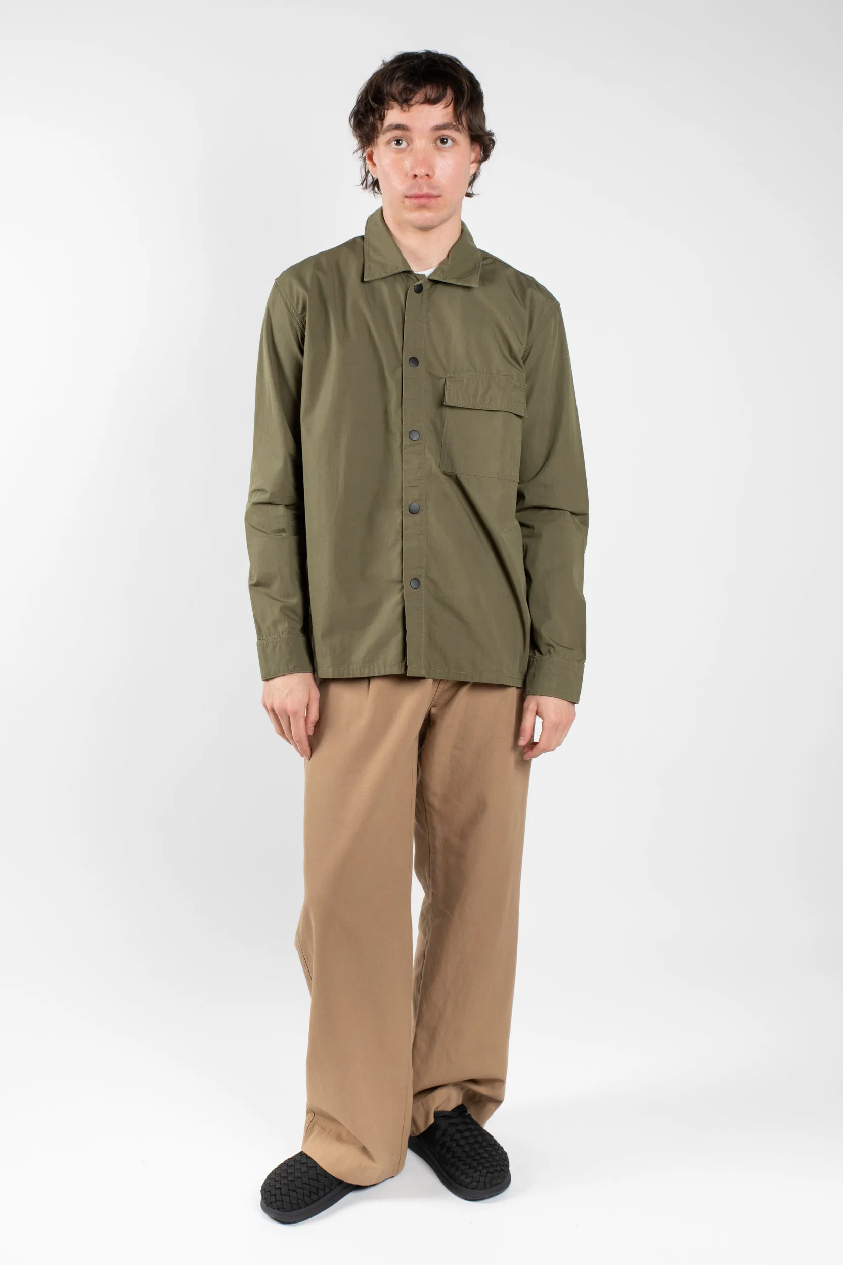 6001 Lightweight Buttoned Overshirt | Olive