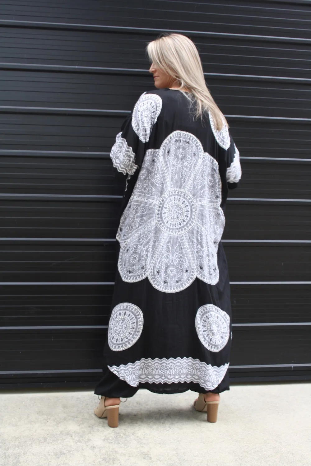 Black & White Bling Long Kimono