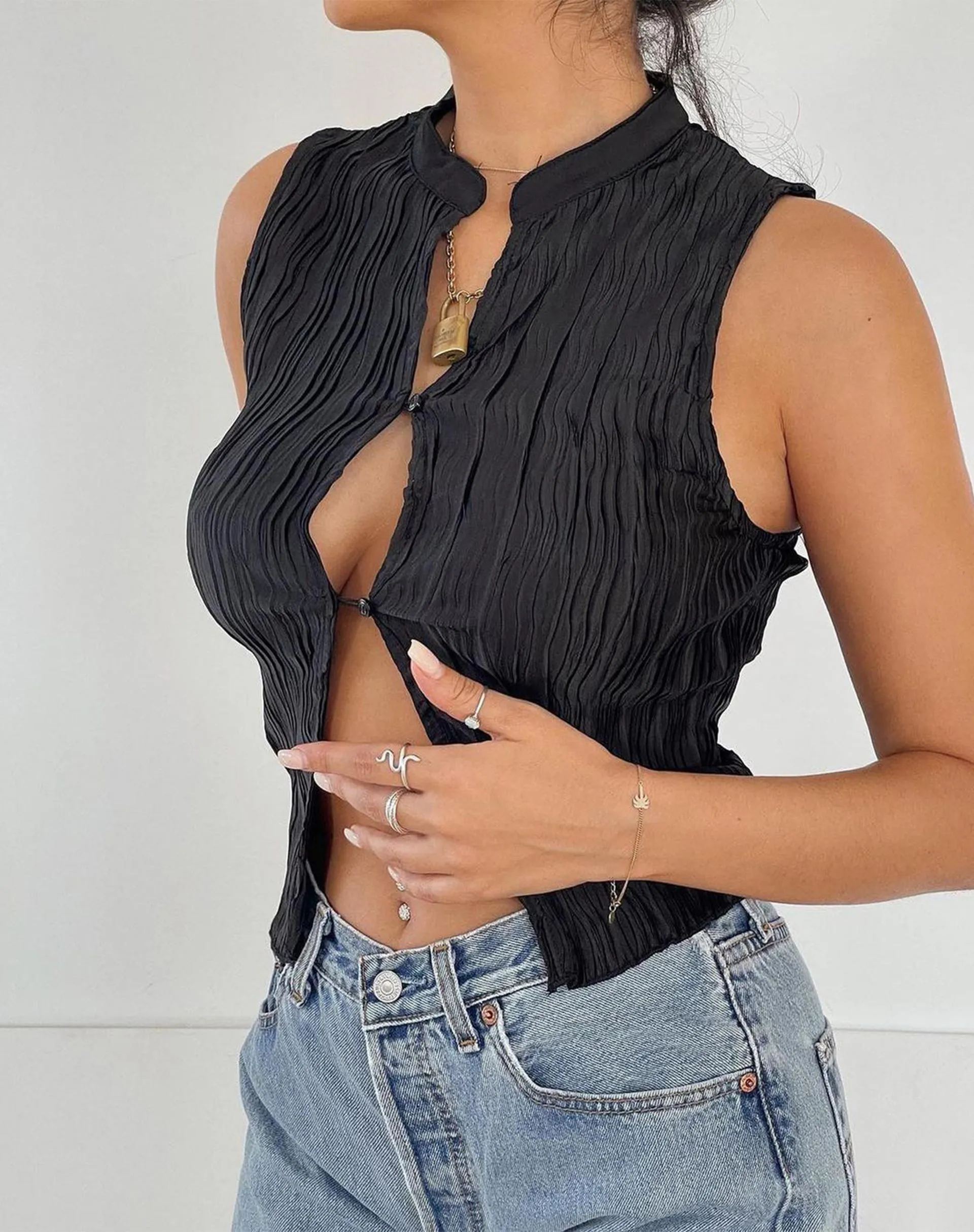 Inara Crop Top in Crinkle Black