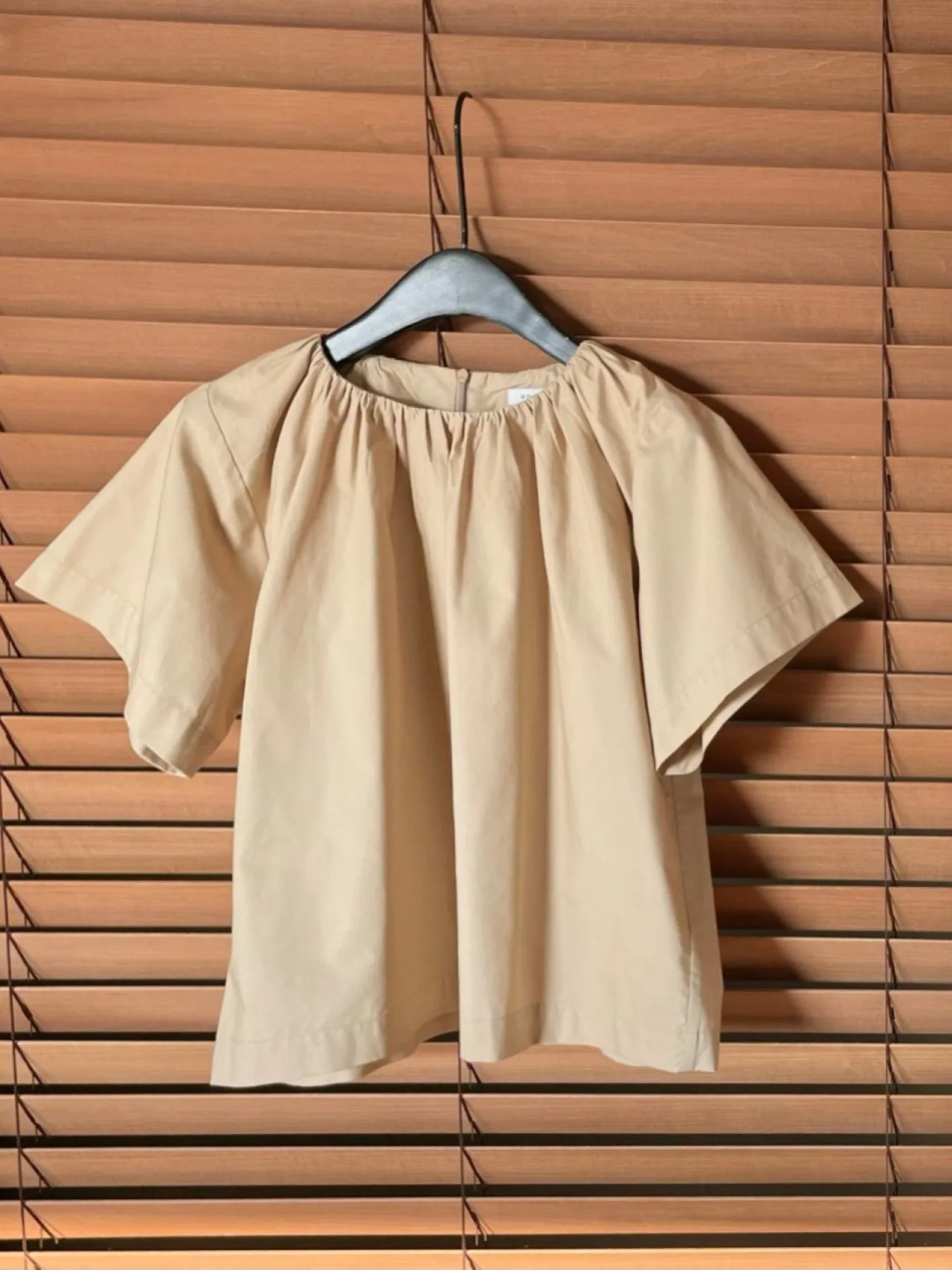 MARVILLE SHIRRING BLOUSE