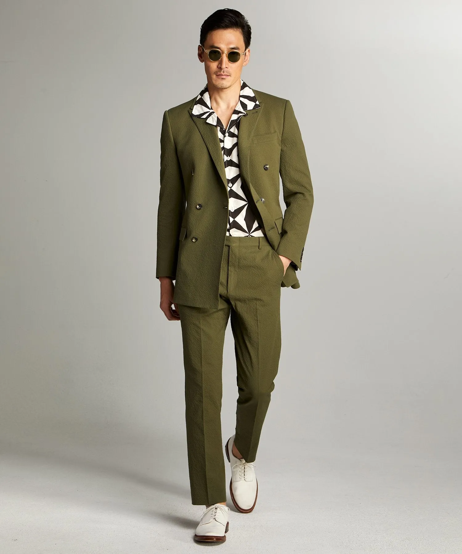 Sutton Double Breasted Seersucker Suit Jacket in Olive