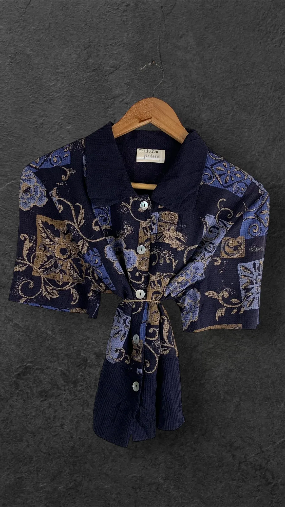 TRADITION BUTTON UP VINTAGE SHIRT - UK 8