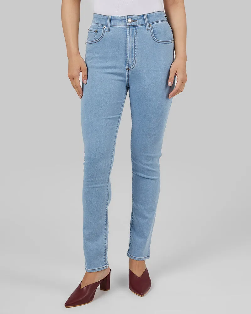 WOMEN'S STRETCH COMFORT SLIM "SWEATPANT" JEAN